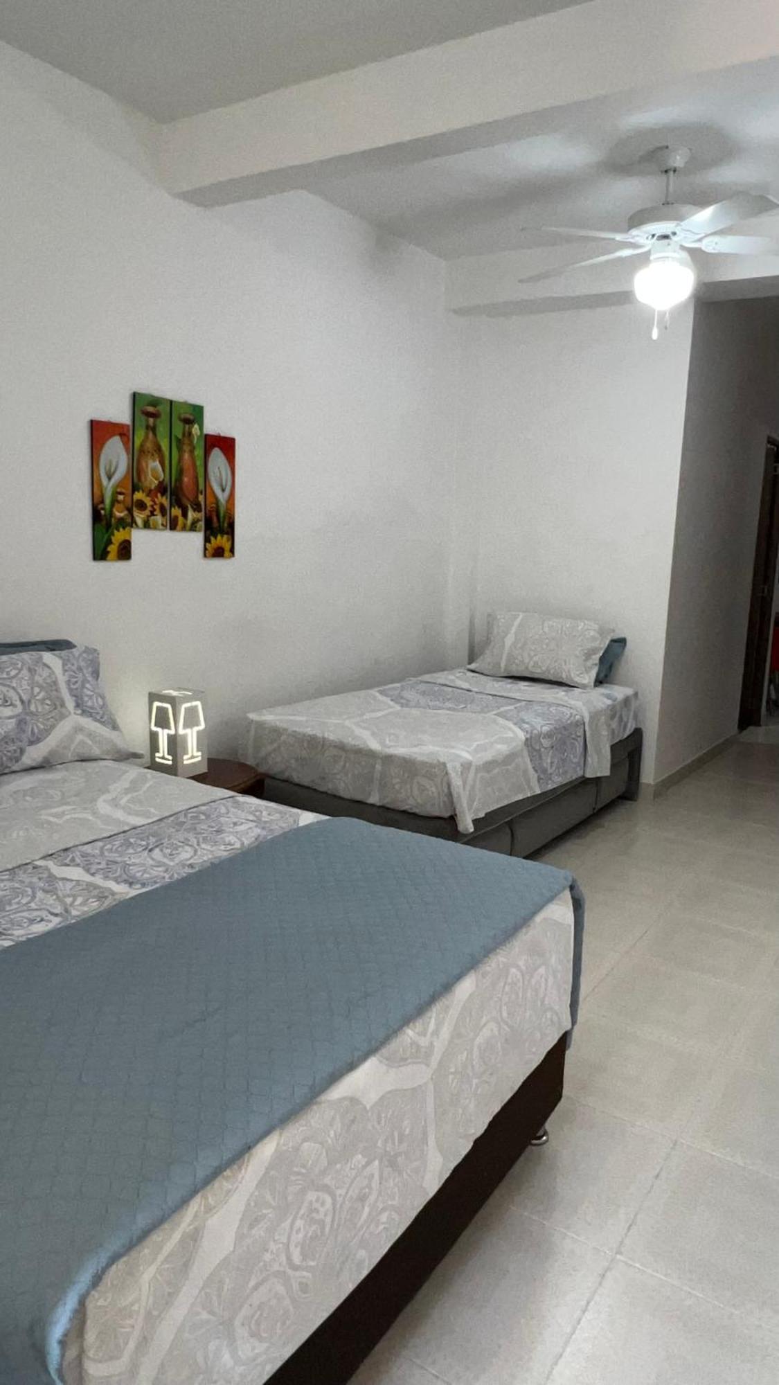 cómodo apartamento gran ubicación y a/c Cali Exterior foto